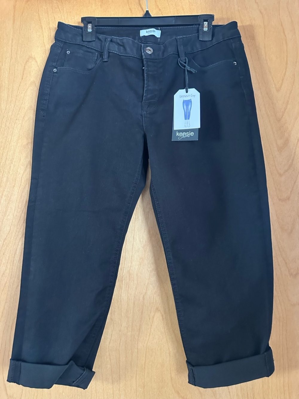 Kensie Black Skinny Crop Denim